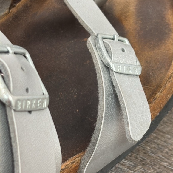 Birkenstock MAYARI  Silver Cross-Strap Sandals 41 (US 10-10.5) - Picture 4 of 9